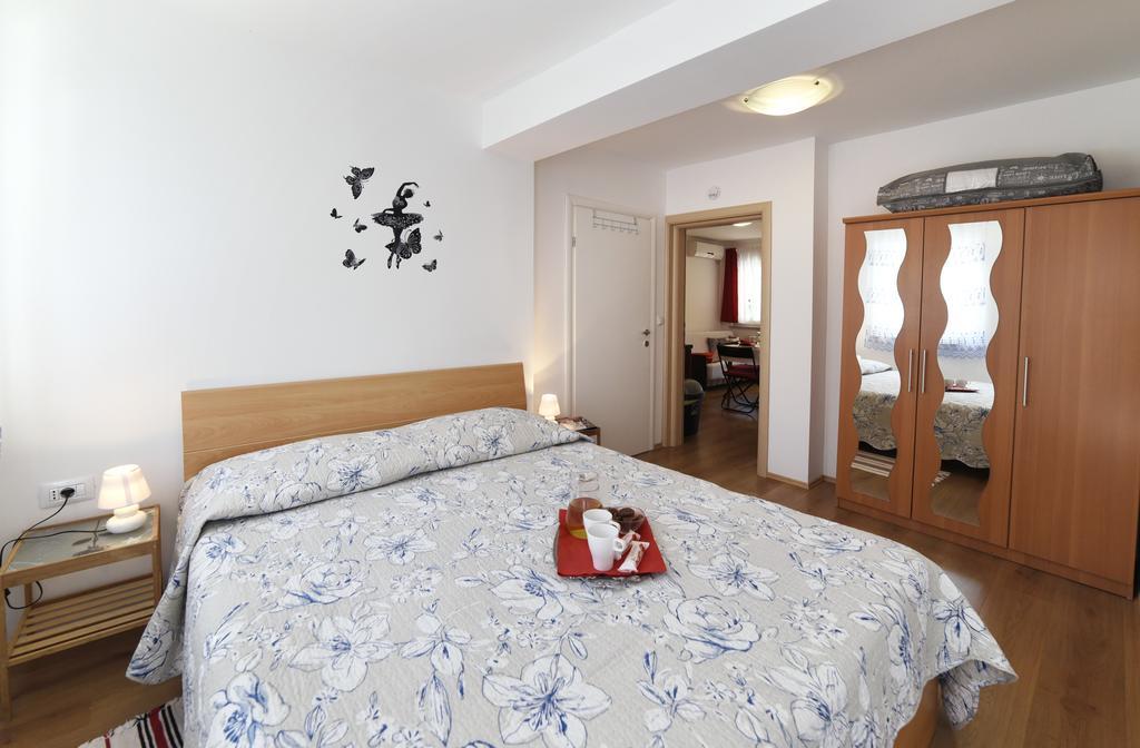 Apartments Rudy Ядраново Екстер'єр фото